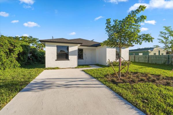 Blue Heron Park, 316 W 15th St, Riviera Beach, Florida 33404, image 1