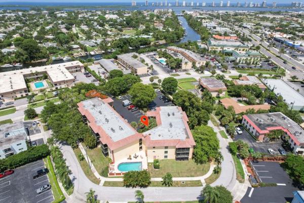 Southwind Circle, 327 Southwind Dr #306, North Palm Beach, Florida 33408, image 1
