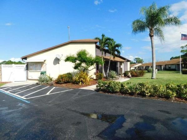 Indian Pines Village, 6006 Indrio Rd #7, Fort Pierce, Florida 34951, image 2