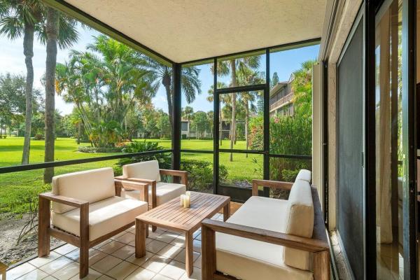 La Quinta, 13329 Polo Club Rd #106, Wellington, Florida 33414, image 1