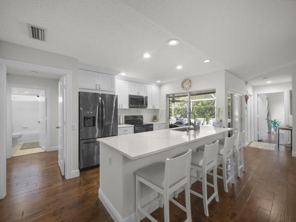 Sun Terrace At The Oaks, 4701 Water Oak Ct, Palm Beach Gardens, Florida 33410, image 1