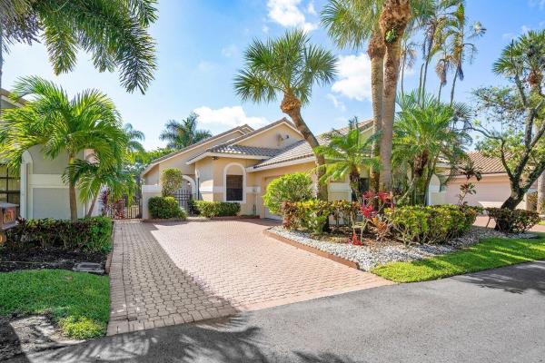 Ville De Capri At The Polo Club, 17370 Via Capri, Boca Raton, Florida 33496, image 1