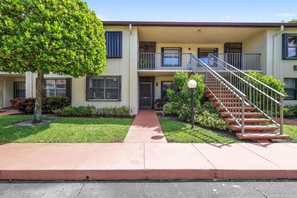 Gardens Of Willow Bend, 7831 Willow Spring Dr #515, Lake Worth Beach, Florida 33467, image 1