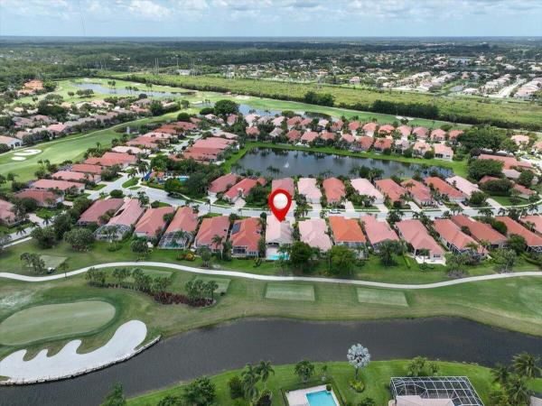 Huntington At Wycliffe, 4678 Hazleton Ln, Lake Worth Beach, Florida 33449, image 1
