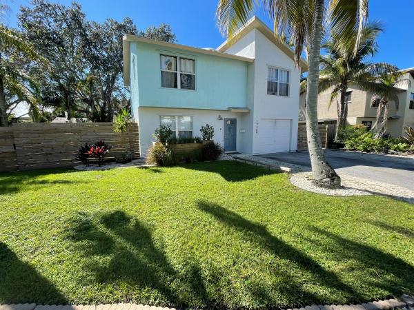Lost Villas, 17369 Sentimental Journey #13, Jupiter, Florida 33458, image 1