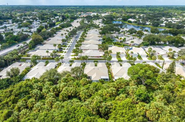 Garden Oaks, 8302 Old Forest Rd, Palm Beach Gardens, Florida 33410, image 2