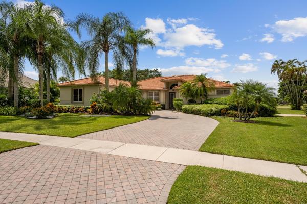 Exeter At Wycliffe, 4882 Exeter Estate Ln, Lake Worth, Florida 33449, image 1