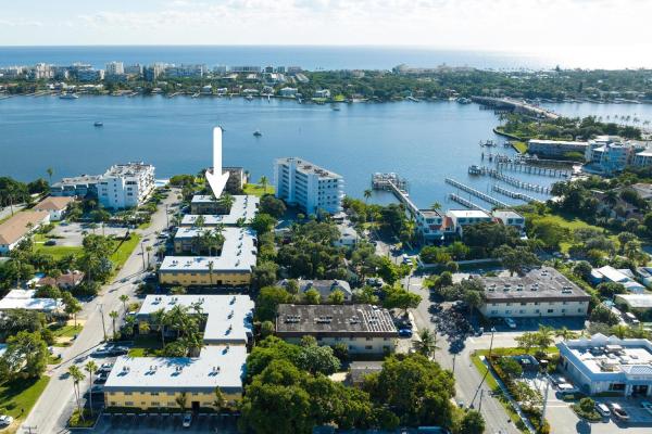 Enclave Sandpiper, 240 Croton Ave #110, Lantana, Florida 33462, image 1