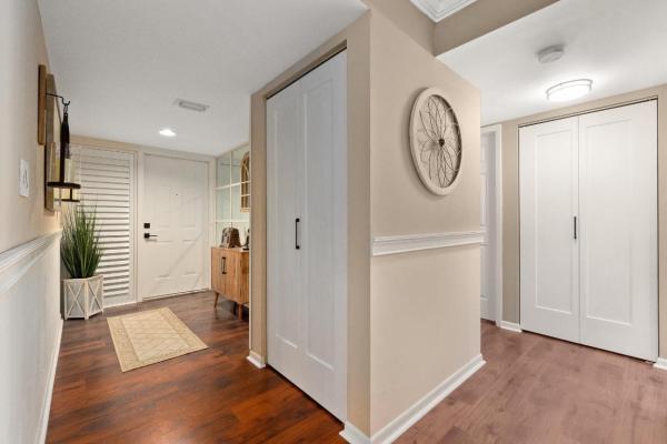 Lakeshore Village Of Meadowood, 3500 Twin Lakes Ter #203, Fort Pierce, Florida 34951, image 3