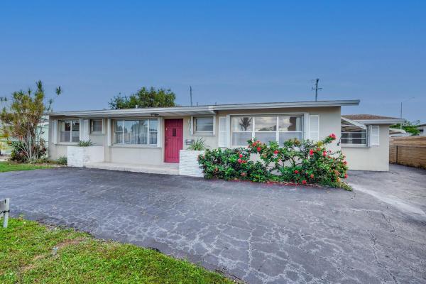 Pompano Golf Estates, 610 NE 23rd Ct, Pompano Beach, Florida 33064, image 1