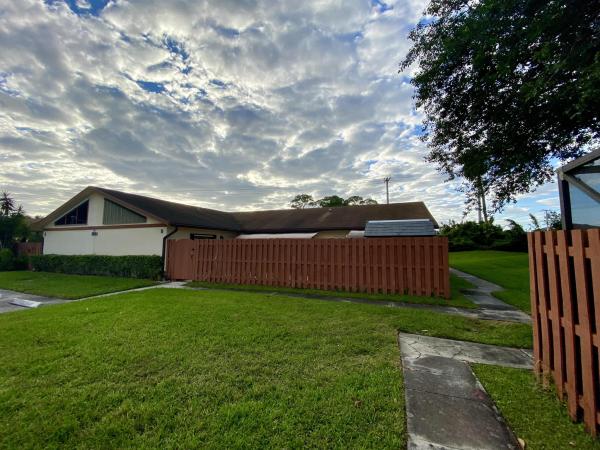 Summit Place, 1031 Summit Place Cir #D, West Palm Beach, Florida 33415, image 1