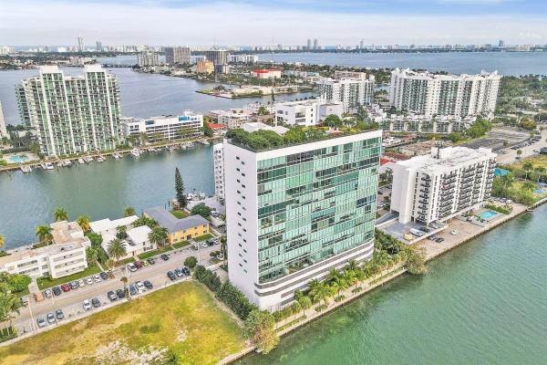 Space 01, 7934 West Dr #1001, North Bay Village, Florida 33141, image 1
