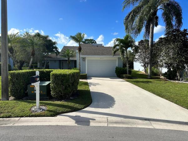 Eastpointe Country Club, 6714 S Pine Ct, West Palm Beach, Florida 33418, image 1
