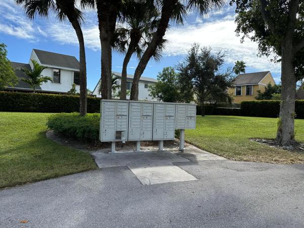 Tara Lakes East, 59 Peachtree Pl, Boynton Beach, Florida 33436, image 2