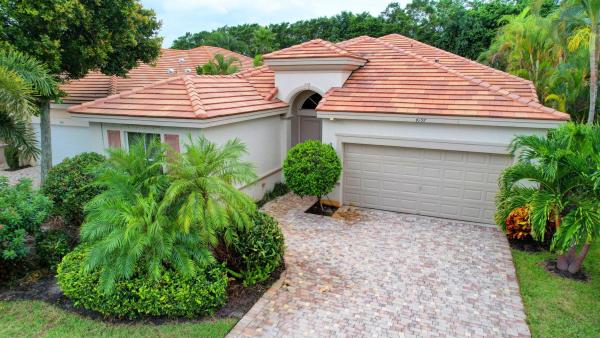 Imperial Isle At Wycliffe, 4197 Imperial Club Ln, Lake Worth Beach, Florida 33449, image 1