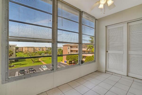 Village Royale Evergreen, 2615 NE 1st Ct #402, Boynton Beach, Florida 33435, image 1