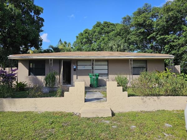 Riviera Beach No HOA, 118 W 10th St, Riviera Beach, Florida 33404, image 1