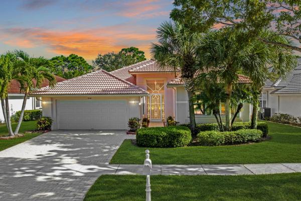 Harbour Cove At Baywinds, 9130 Bay Harbour Cir, West Palm Beach, Florida 33411, image 1