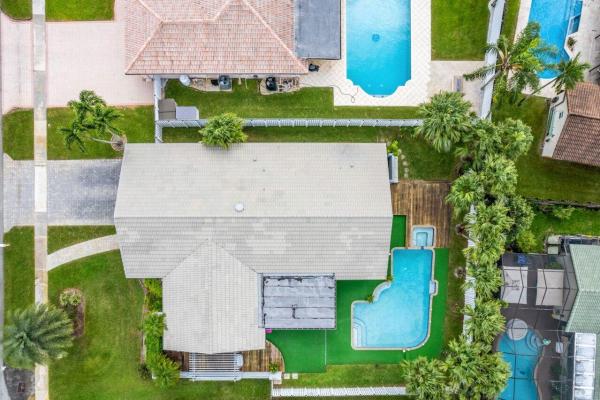 Jacaranda Lakes, 1141 NW 93rd Ter, Plantation, Florida 33322, image 1