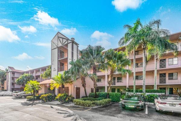 Huntington Lakes 4, 7340 Amberly Ln #307, Delray Beach, Florida 33446, image 1