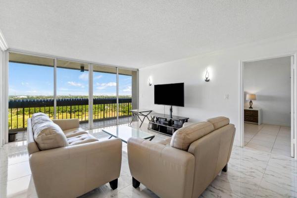 Washington Tower, 2000 Presidential Way #1702, West Palm Beach, Florida 33401, image 1
