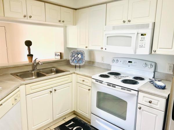 Sarento At San Matera, 2727 Anzio Ct #305, Palm Beach Gardens, Florida 33410, image 1