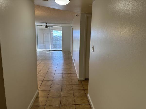 Rolling Hills Golf And Tennis Club, 3100 W Rolling Hills Cir #602, Davie, Florida 33328, image 3