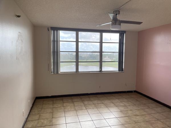 Rolling Hills Golf And Tennis Club, 3100 W Rolling Hills Cir #602, Davie, Florida 33328, image 1