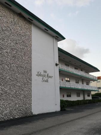 Lakeside Manor South, 5861 NW 16th Pl #214, Sunrise, Florida 33313, image 1