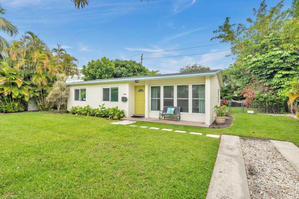 Lewis Shore Estates, 228 Gregory Rd, West Palm Beach, Florida 33405, image 1