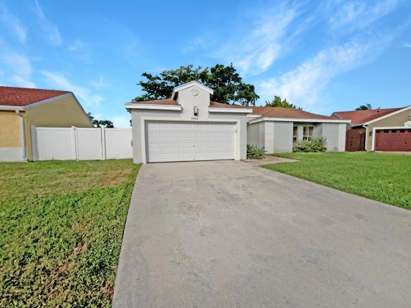 Boca Landings, 9933 Robins Nest Rd, Boca Raton, Florida 33496, image 3