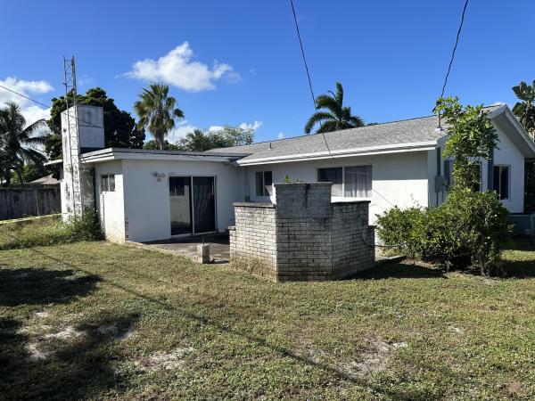 Seacrest Estates, 168 SE 27th Pl, Boynton Beach, Florida 33435, image 1