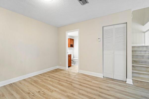 Lakewood Of Palm Springs, 109 Lake Arbor Dr, Palm Springs, Florida 33461, image 2