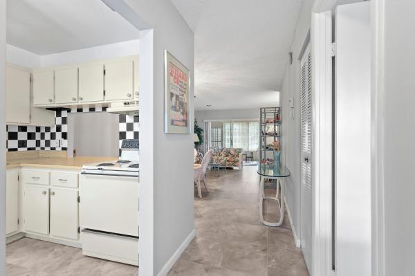 Golden Lakes Village, 114 Lake Olive Dr, West Palm Beach, Florida 33411, image 1