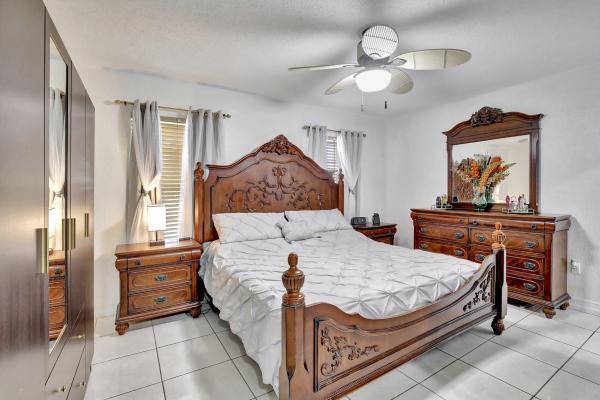 Cedar West Homes, 13828 SW 258th Ln, Naranja, Florida 33032, image 2