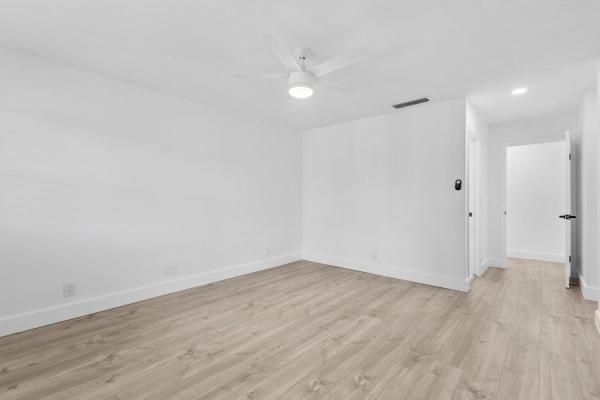 Patio Homes, 215 Old Meadow Way, Palm Beach Gardens, Florida 33418, image 1