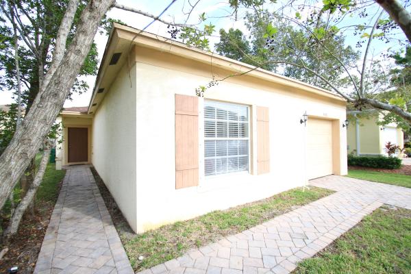 Morningside Palm Breezes Club, 9420 Portside Dr, Fort Pierce, Florida 34945, image 1