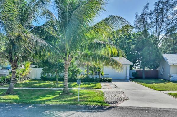 Atlantic Lakes, 4652 Vespasian Ct, Lake Worth Beach, Florida 33463, image 1