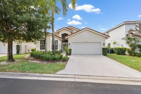 Sunset Pointe, 12203 Sunset Point Cir, Wellington, Florida 33414, image 2