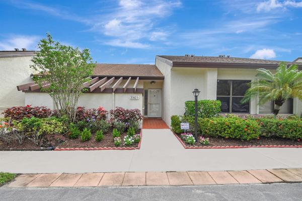 Meed Racquet Club, 3742 English Ln #B, Lake Worth Beach, Florida 33467, image 1