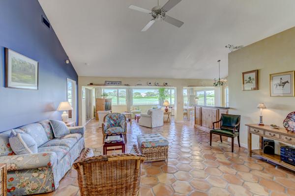 Bear Island, 2740 Clubhouse Pointe, West Palm Beach, Florida 33409, image 2