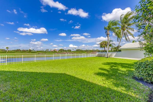 Bear Island, 2740 Clubhouse Pointe, West Palm Beach, Florida 33409, image 3