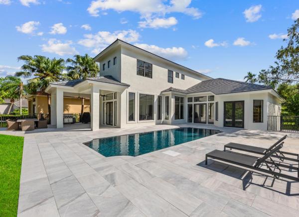 Bermuda Bay, 24 Bermuda Lake Dr, Palm Beach Gardens, Florida 33418, image 1