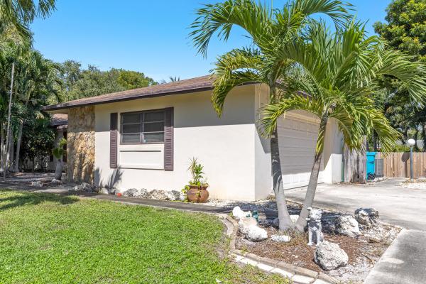 High Point, 125 SE 26th Ave, Boynton Beach, Florida 33435, image 2