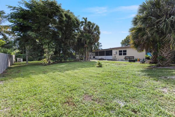 High Point, 125 SE 26th Ave, Boynton Beach, Florida 33435, image 1
