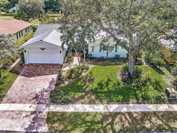 Lakeview, 3264 Lakeview Dr, Delray Beach, Florida 33445, image 2