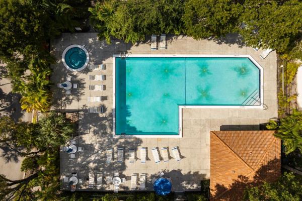Emerald Oaks, 3515 Emerald Oaks Dr #1801, Hollywood, Florida 33021, image 1