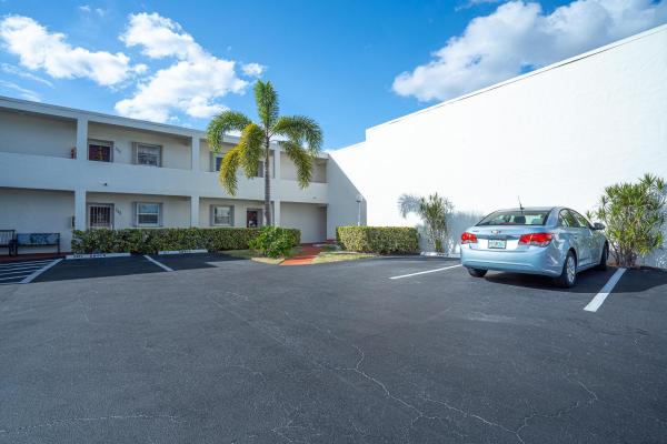 Boundbrook, 2561 Boundbrook Blvd #104, Palm Springs, Florida 33406, image 1
