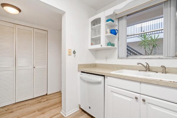 Boundbrook, 2561 Boundbrook Blvd #104, West Palm Beach, Florida 33406, image 2