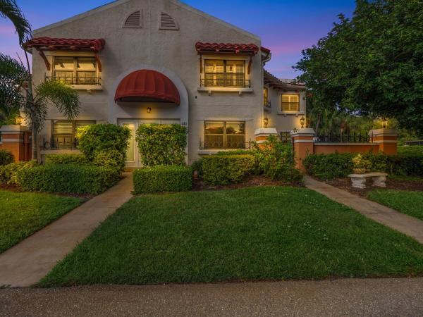 Uno Lago, 15 Uno Lago Dr #15, Juno Beach, Florida 33408, image 1